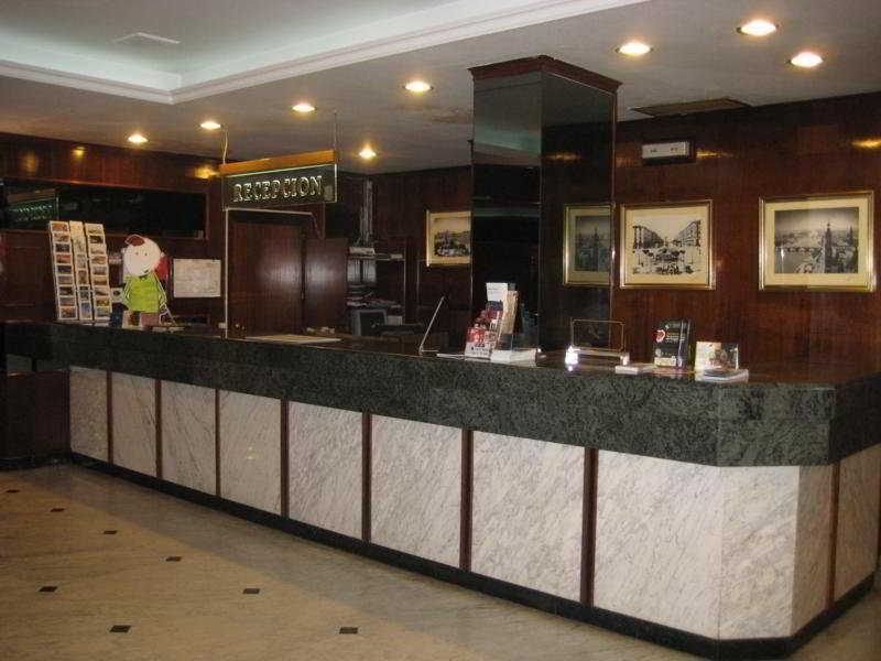 B&B Hotel Zaragoza Royal Inreriör bild